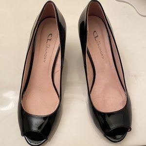 Chinese Laundry Black Patent Leather Wedges